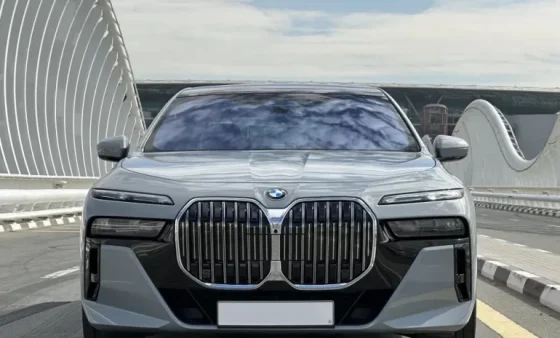 BMW 735i M Kit 2023