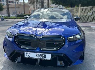 BMW M5 2025