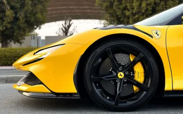 Ferrari SF90