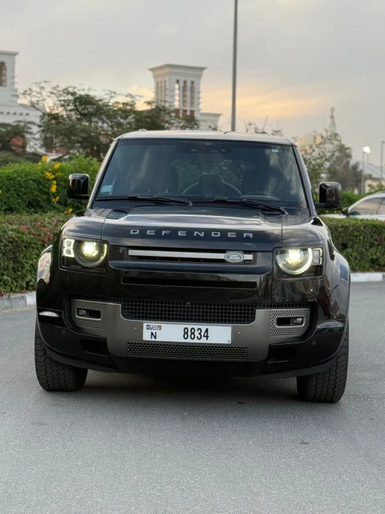Range Rover Defender 2026