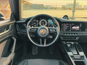 Porsche Carrera GTS
