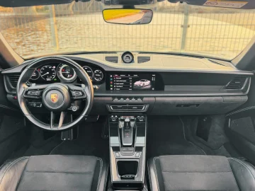 Porsche Carrera GTS