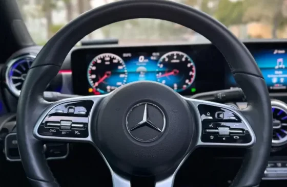 Mercedes Benz CLA 250