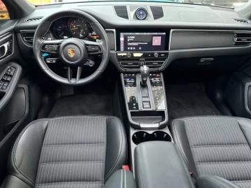 Porsche Macan 2023
