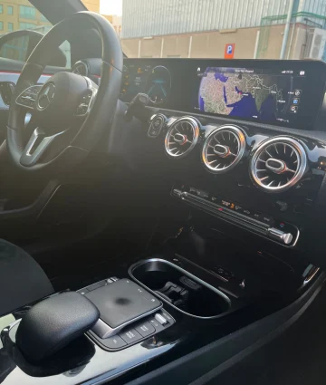 Mercedes Benz A220