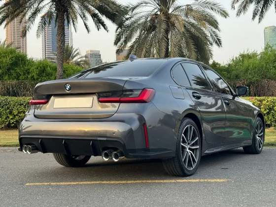 BMW 330e
