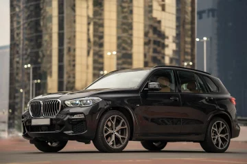 BMW X5 (Black)