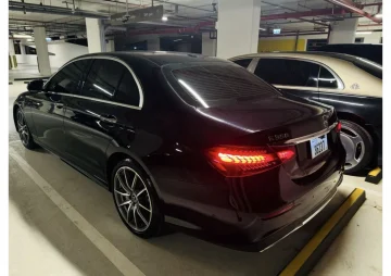 Mercedes-Benz E300